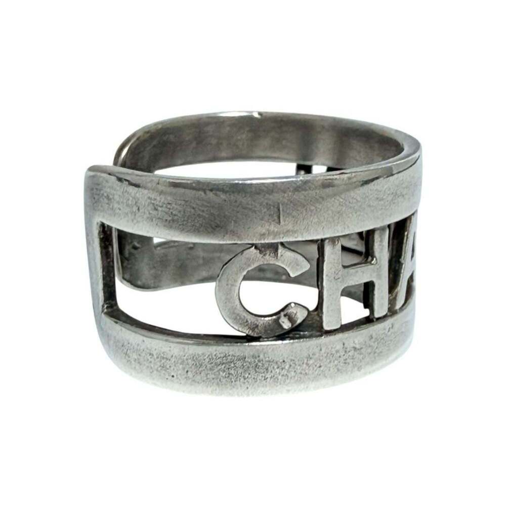CHANEL Authentic Ring - Picture 3 of 9
